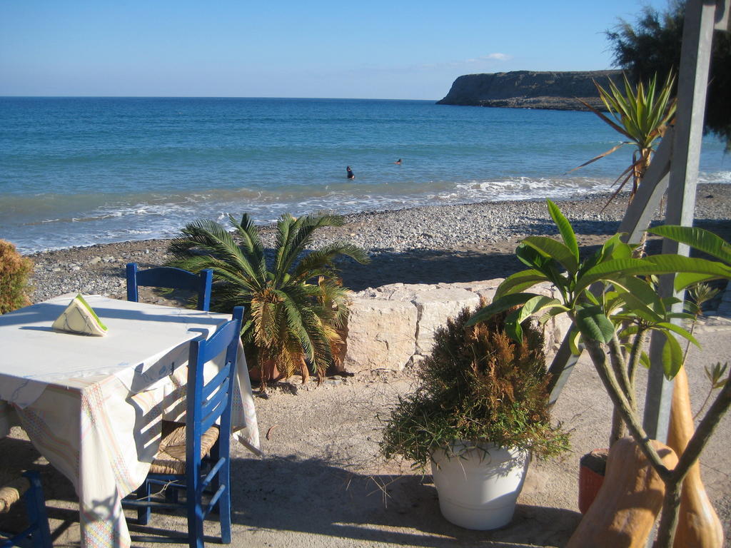 Hotel Coral Front Beach à Káto Zákros Extérieur photo